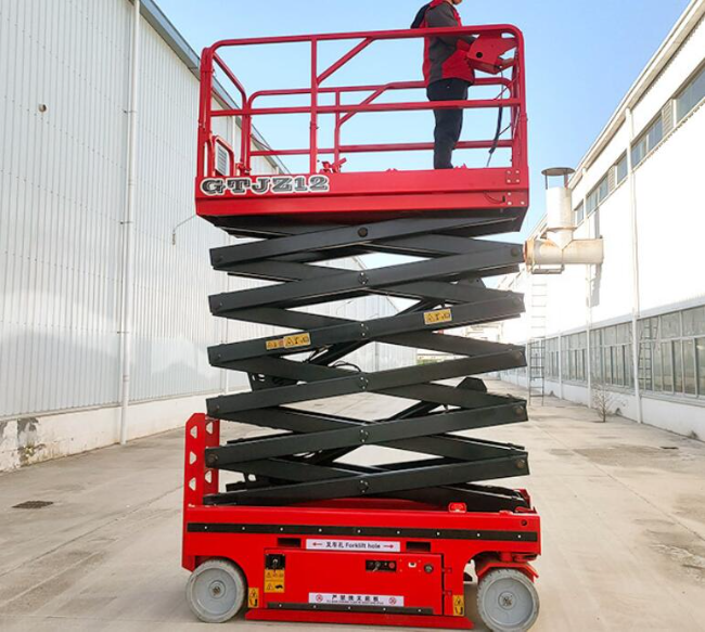 吴川自行走移动式升降机